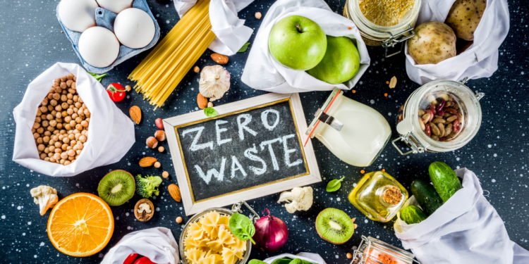 Zero waste w kuchni – sprytne sposoby na niemarnowanie żywności